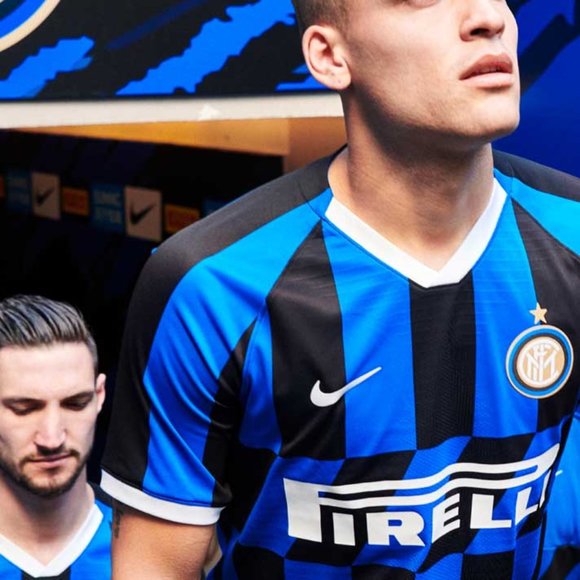 Inter Milan 2019/20 Home Kit NEW Style - Picture 2 of 7
